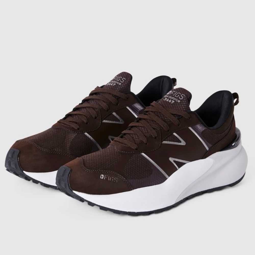 FIGS | New Balance 3447